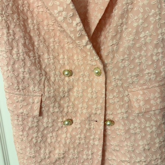 SHEIN Pink Textured Sleeveless Vest - Picture 2 of 5